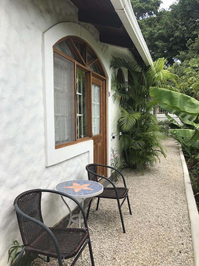 Hotel Flores (Adults Only) Tamarindo Eksteriør billede