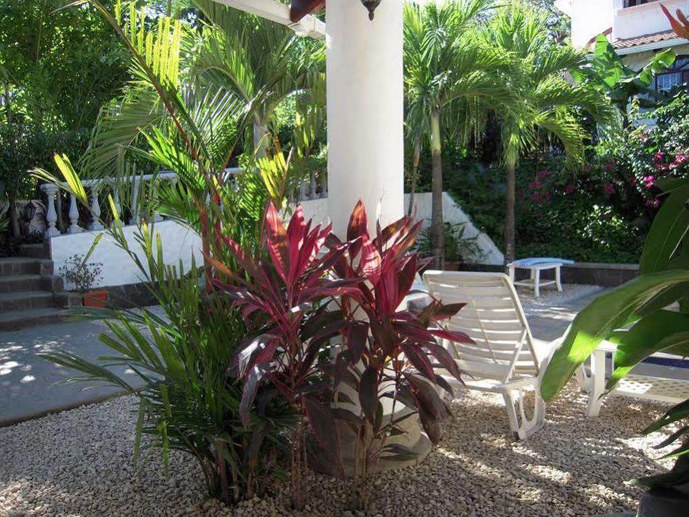 Hotel Flores (Adults Only) Tamarindo Eksteriør billede